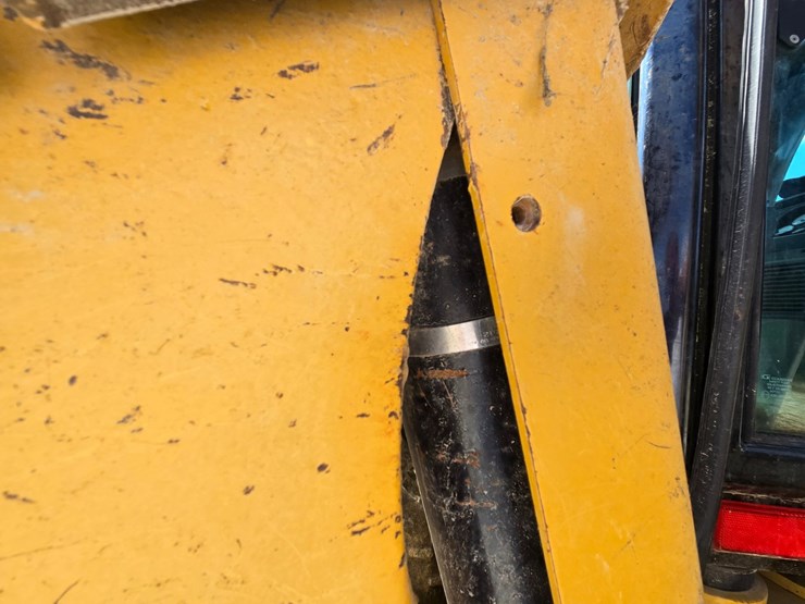 caterpillar-420e-image-88