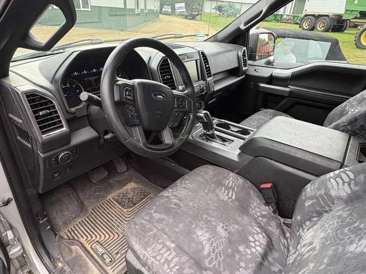 2015-ford-f150-image-9