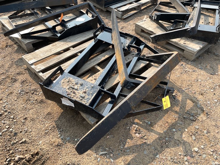 #2065-•-2026-mower-king-skid-steer-forks-image-2