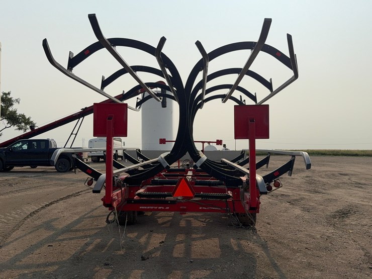 2021-riteway-bc-8-bale-carrier-image-5