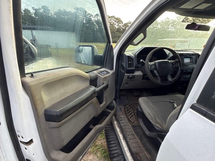 2015-ford-f150-image-9