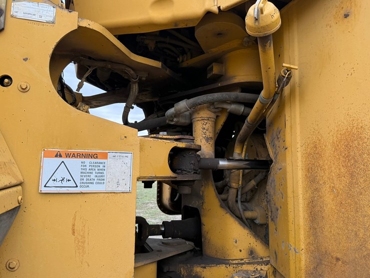 caterpillar-950f-image-14