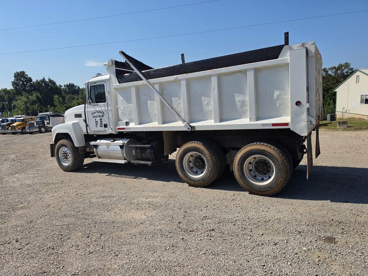 1996-mack-ch600-image-6