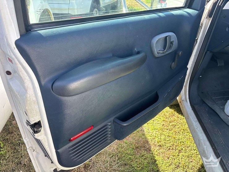 1999-gmc-sierra-3500-image-6