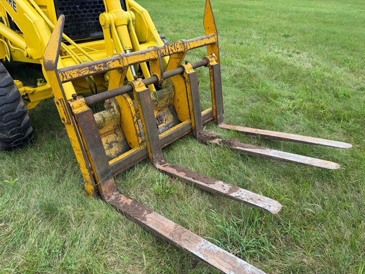deere-310c-image-23