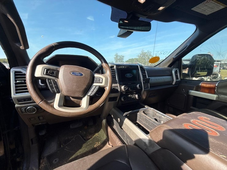 2017-ford-f250-king-ranch-image-11