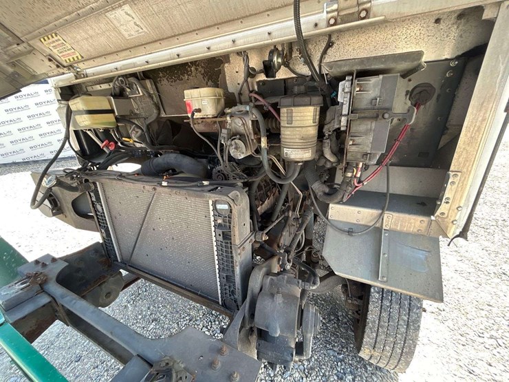 2012-workhorse-w62-image-8
