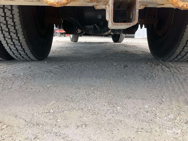 2018-international-durastar-4300-image-58