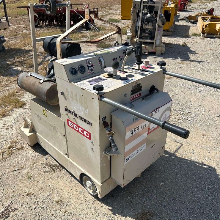 2019 EDCO SS-26-35K Self-Propelled Walk Behind Concrete Saw