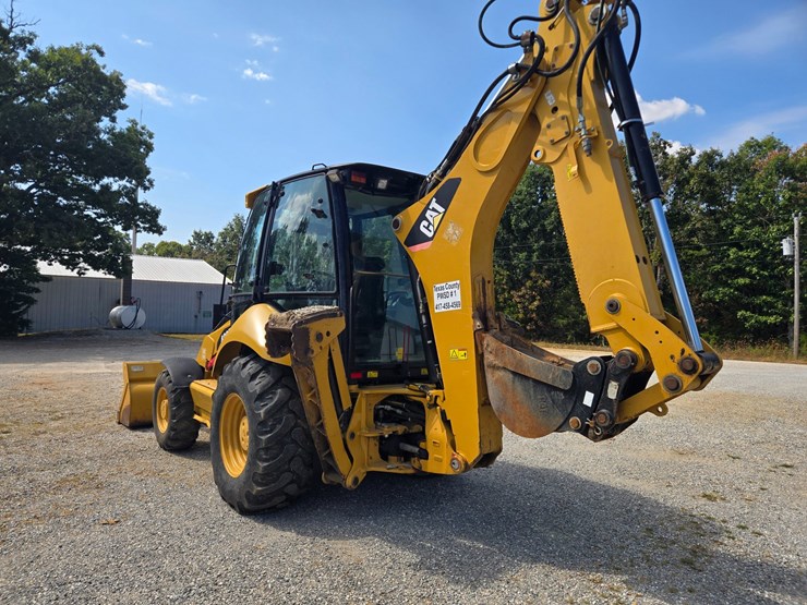 caterpillar-420e-image-10