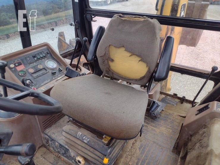 1995-deere-410d-image-13