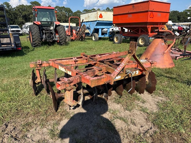 164---2-row-disc-harrow-image-1