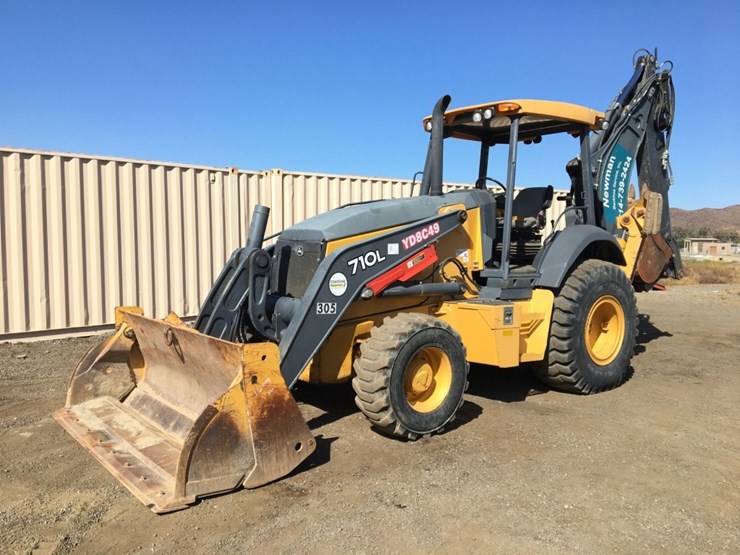 2019-deere-710l-image-1