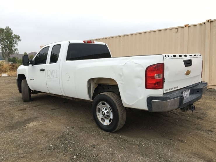 chevrolet-2500hd-image-4