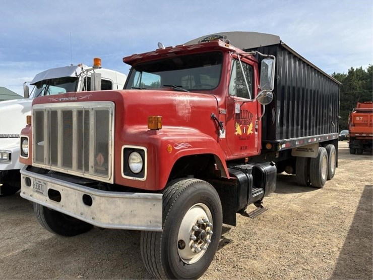 1987-international-s2500-image-1