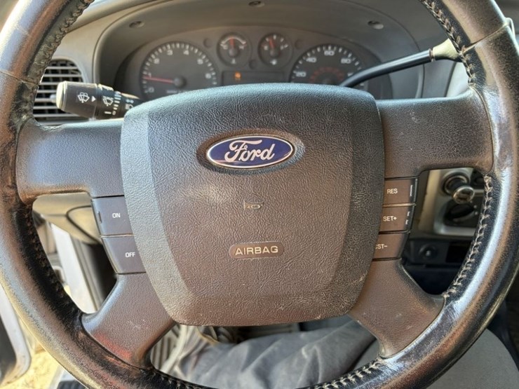 2010-ford-ranger-image-31