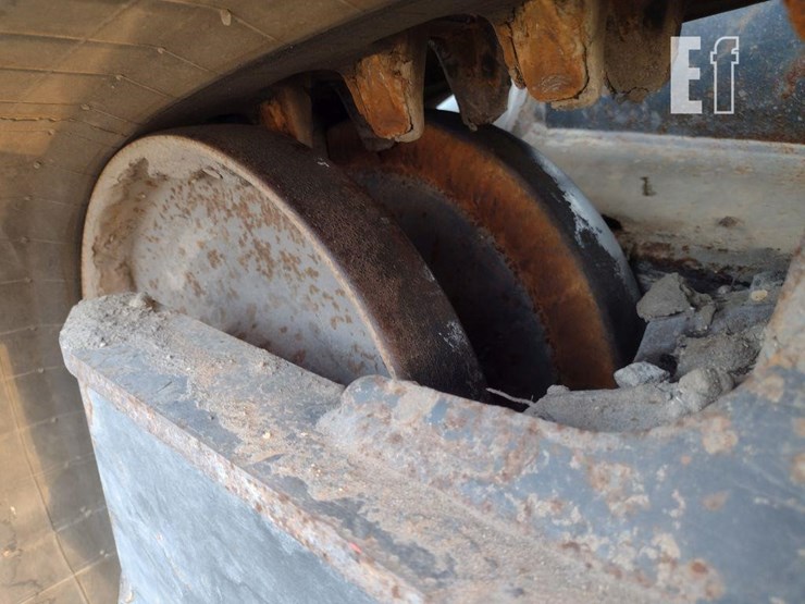 2020-bobcat-t770-image-16