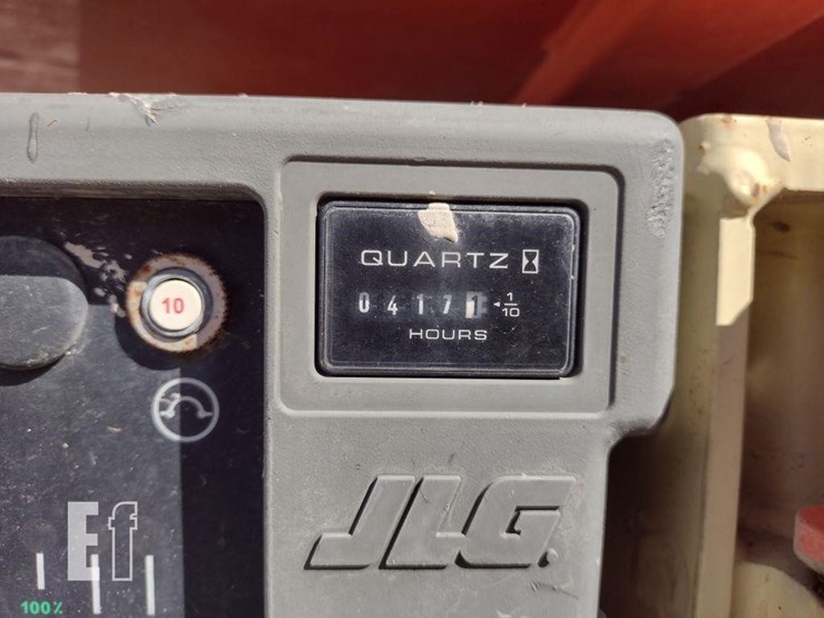 2014-jlg-1230es-image-6