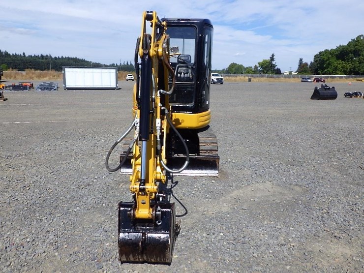 caterpillar-303-image-8