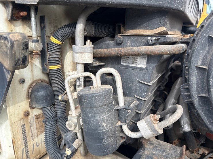 2008-international-durastar-4300-image-19