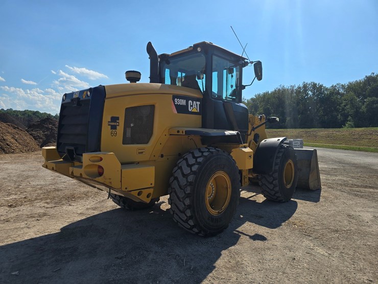 2016-caterpillar-930m-image-10
