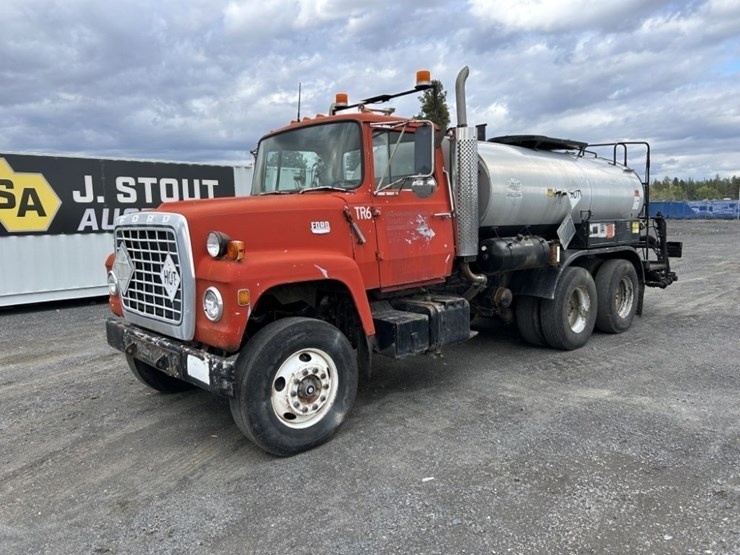 ford-l9000-image-1