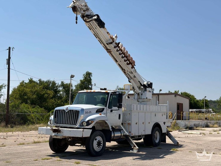 2013-international-workstar-7300-image-1