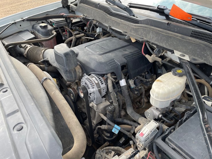 2019-chevrolet-2500-image-41