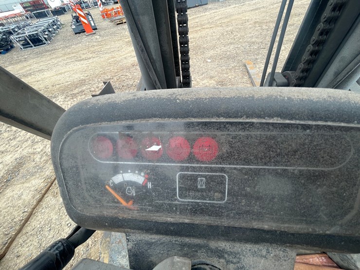 caterpillar-gc70k-image-15