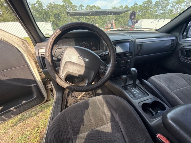2001-jeep-grand-cherokee-image-9
