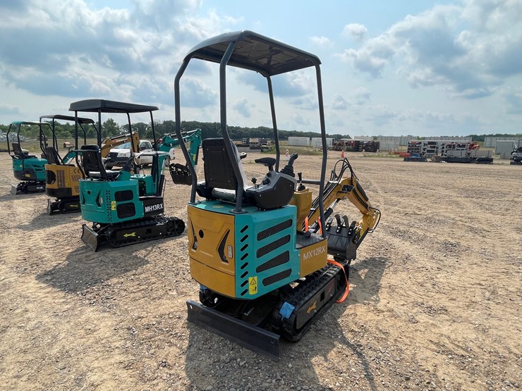 #5540-•-2026-mx12rx-mini-excavator-image-3