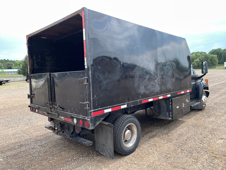 #1459-•-2005-chevrolet-5500-chipper-truck-(has-mn-title)-image-5
