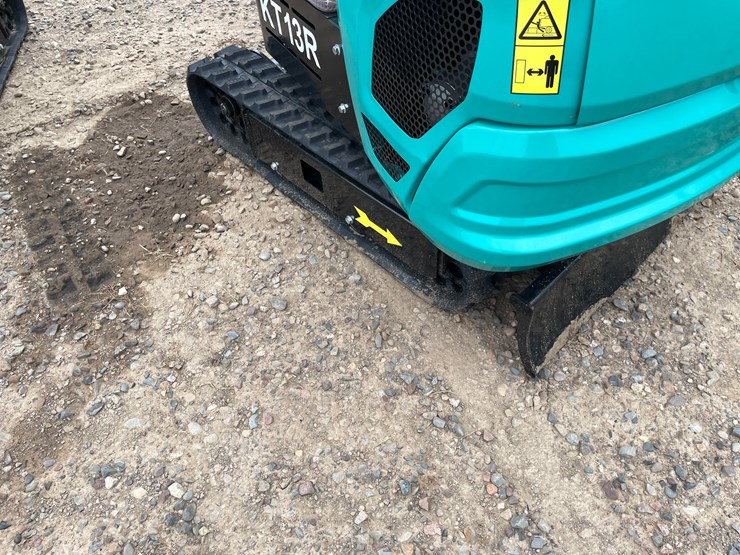 #5524-•-2026-cfg-kt13r-mini-excavator-image-6