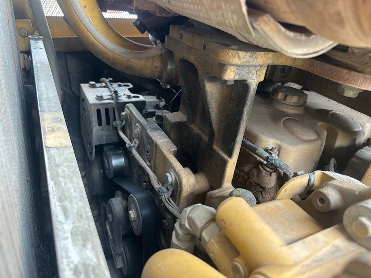 caterpillar-d6t-lgp-image-58