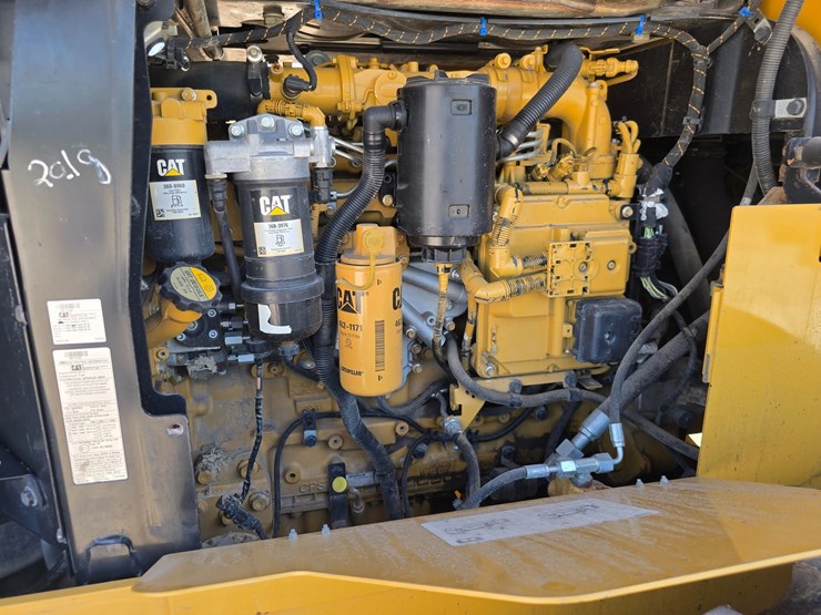 2016-caterpillar-930m-image-37
