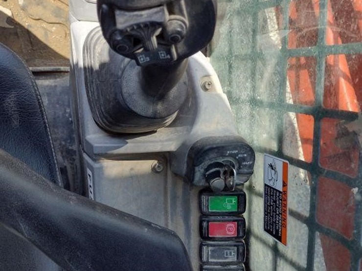 2023-kubota-svl75-2-image-8