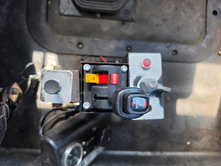 1997-mack-ch600-image-89