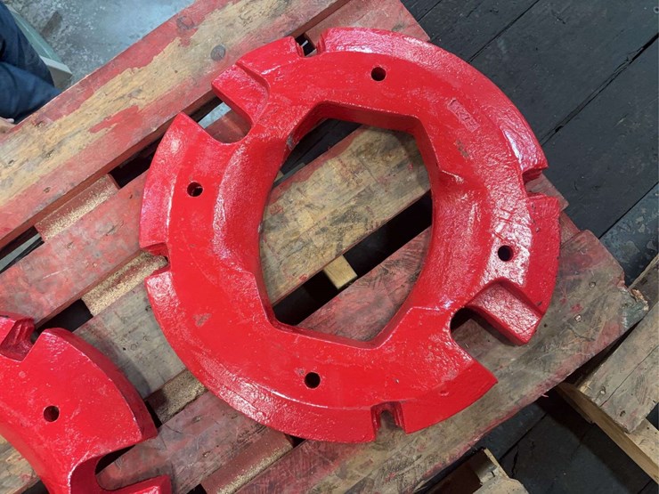 (2)-aftermarket-international-harvester-wheel-weights-image-6