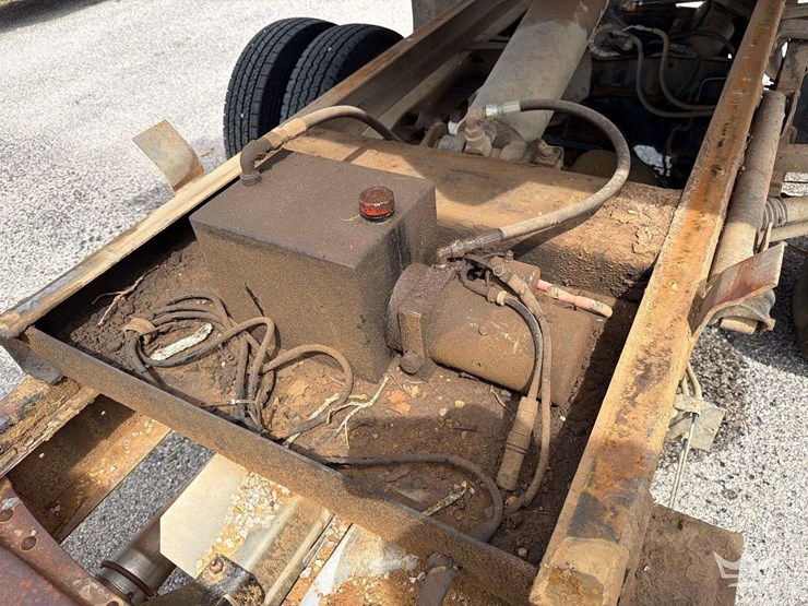 1996-ford-f350-image-21