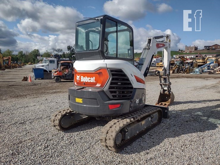 2023-bobcat-e35r2-image-38