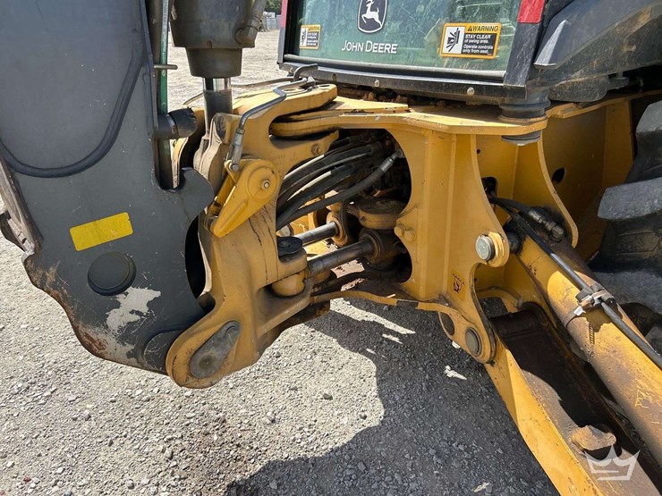 deere-410l-image-34