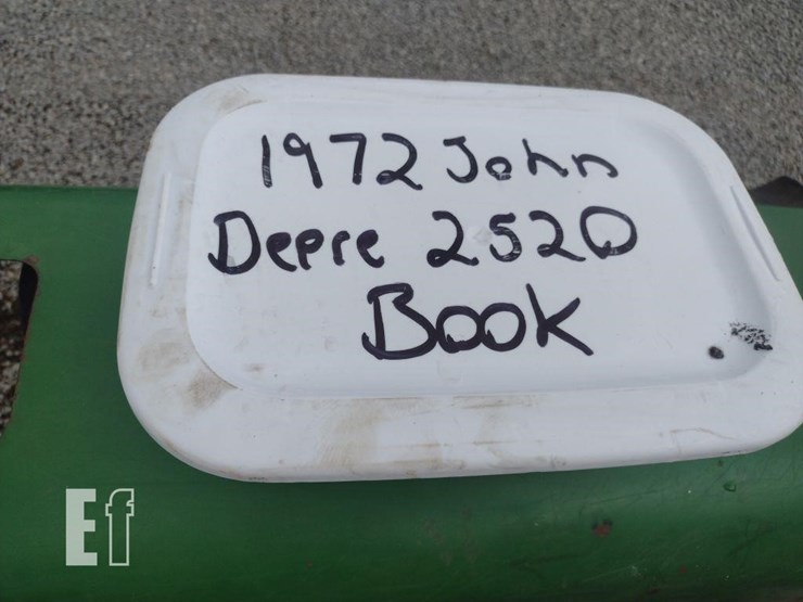 john-deere-2520-image-11