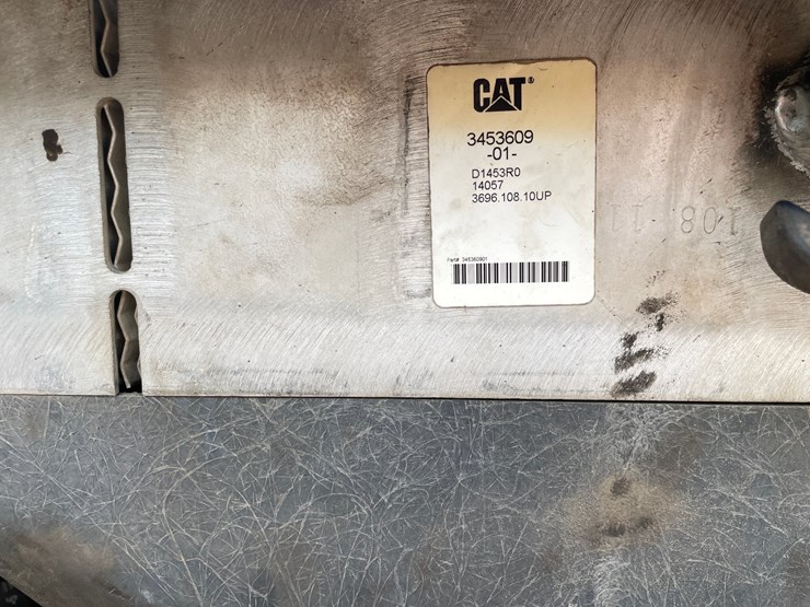 2013-caterpillar-236d3-image-21