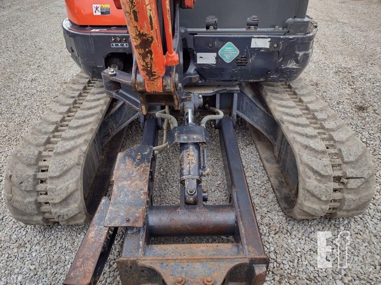 2008-kubota-kx121-3-image-19