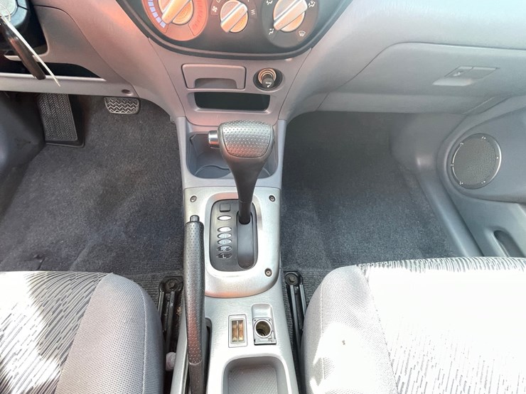 2002-toyota-rav4-image-17