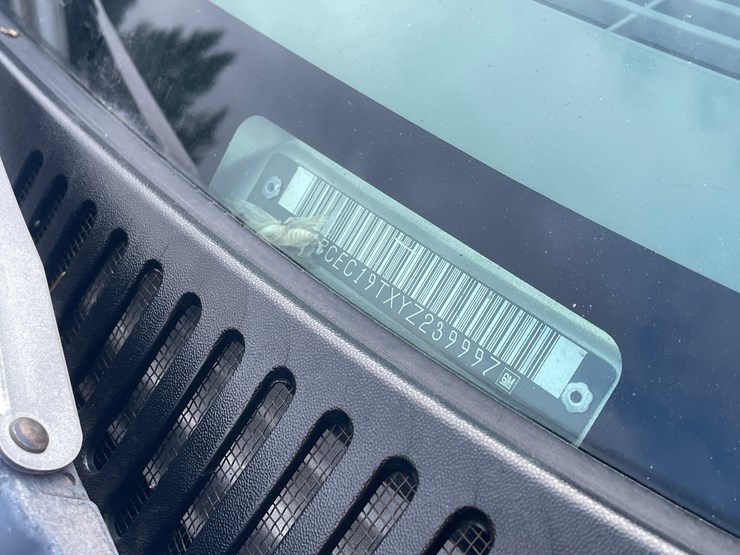 2000-chevrolet-silverado-1500-lt-image-25