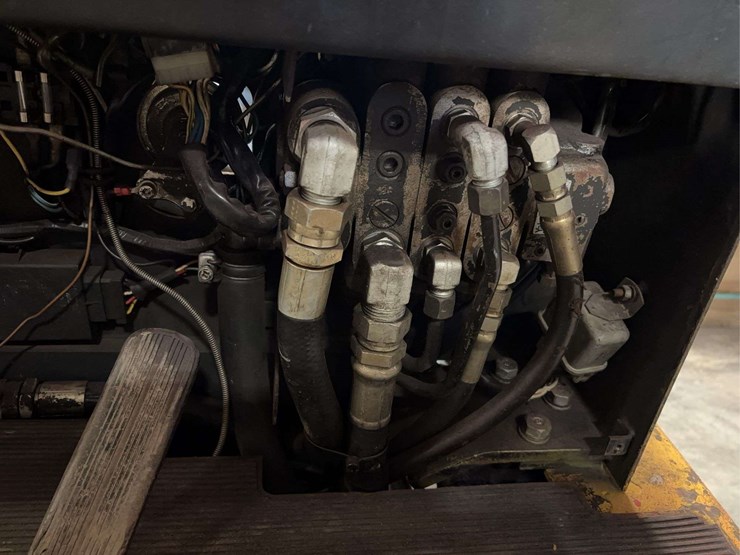 yale-lp-forklift-type-g-image-39
