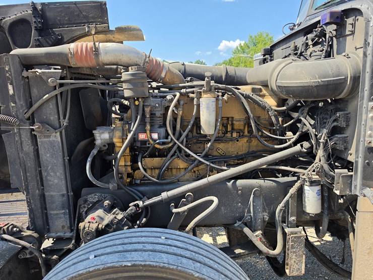 1992-peterbilt-379-image-21