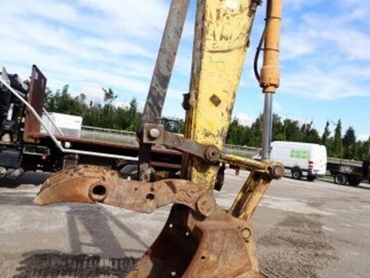 2006-kobelco-sk235sr-lc-1e-image-14