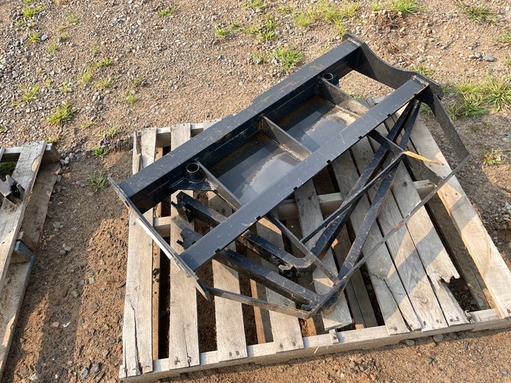 #2037-•-2026-unused-land-honor-mini-skid-steer-pallet-fork-frame-image-2